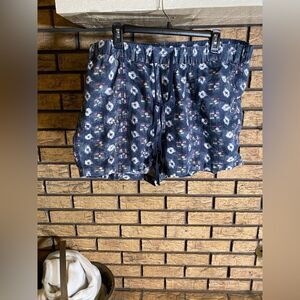 Caslon shorts‎